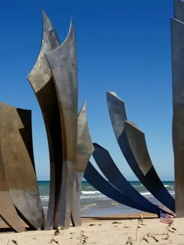 Signature: The Legacy of WWII in London & Normandy