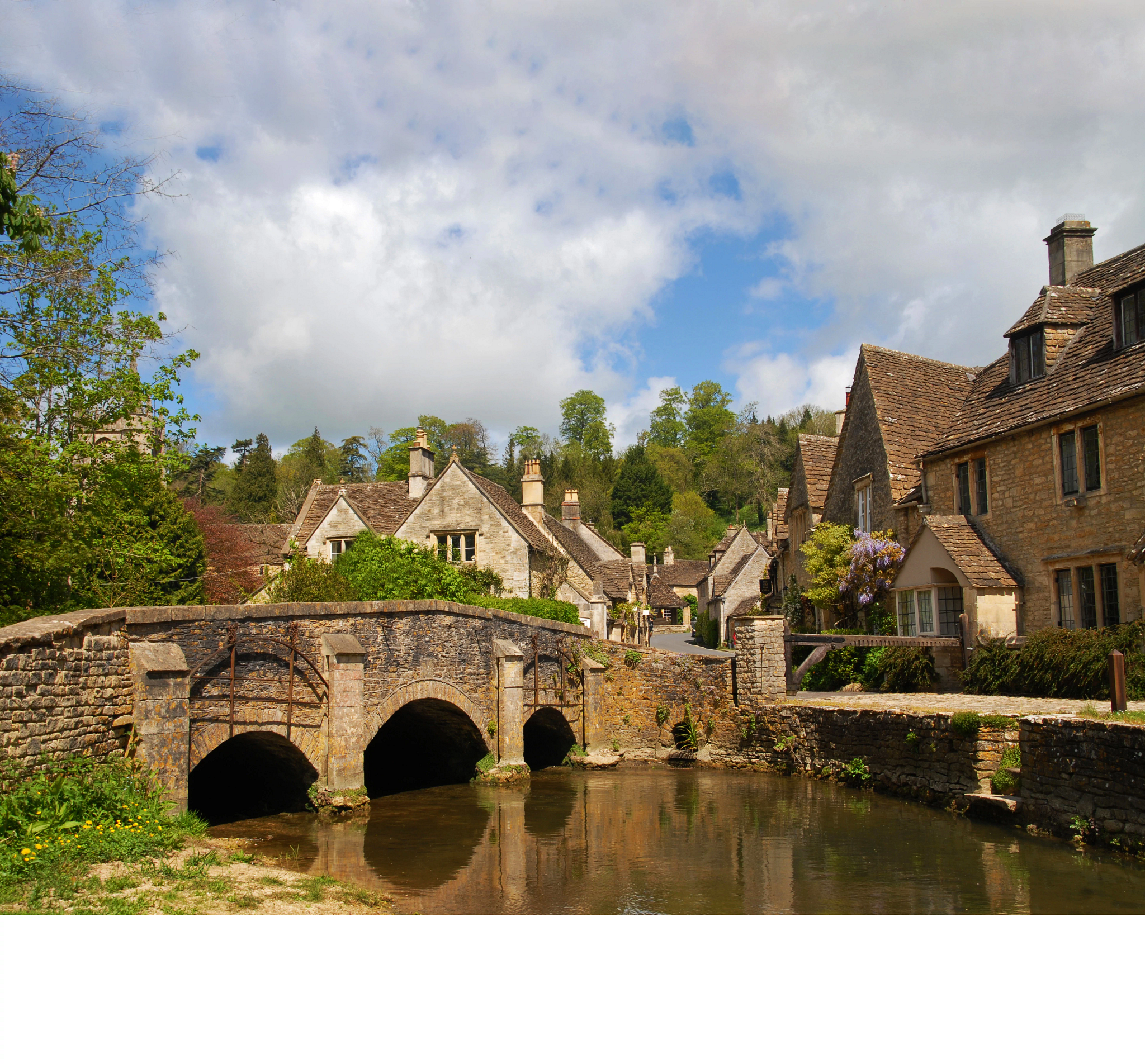 Cotswolds-Village-v2-XSky_IS51921.png