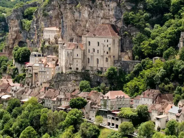 Signature: Bordeaux & Dordogne, Cradle of Prehistory