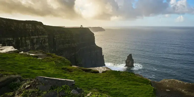 Signature: Ireland's Dublin, Killarney & the Cliffs of Moher