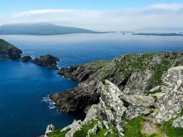 Signature: Ireland's Legendary Landscapes & Cities