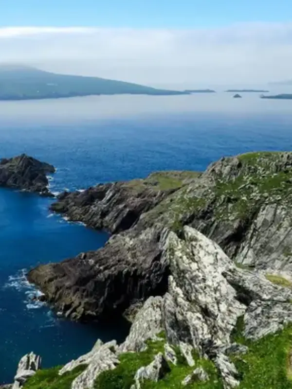 Signature: Ireland's Legendary Landscapes & Cities