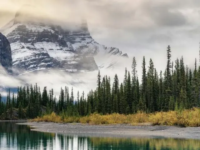 Signature: Canada's Rocky Mountains, Banff & Indigenous Traditions