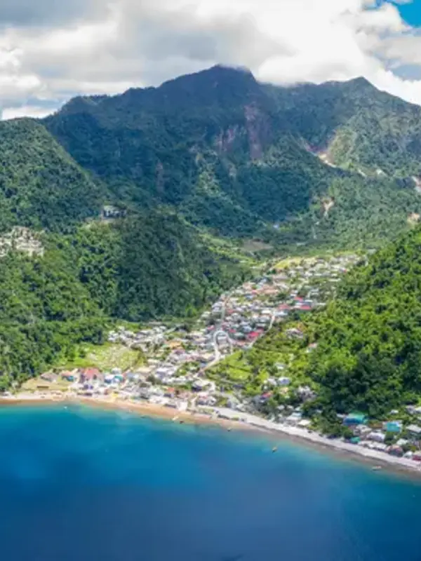 Dominica: Waterfalls, Volcanic Peaks & Kalinago Culture