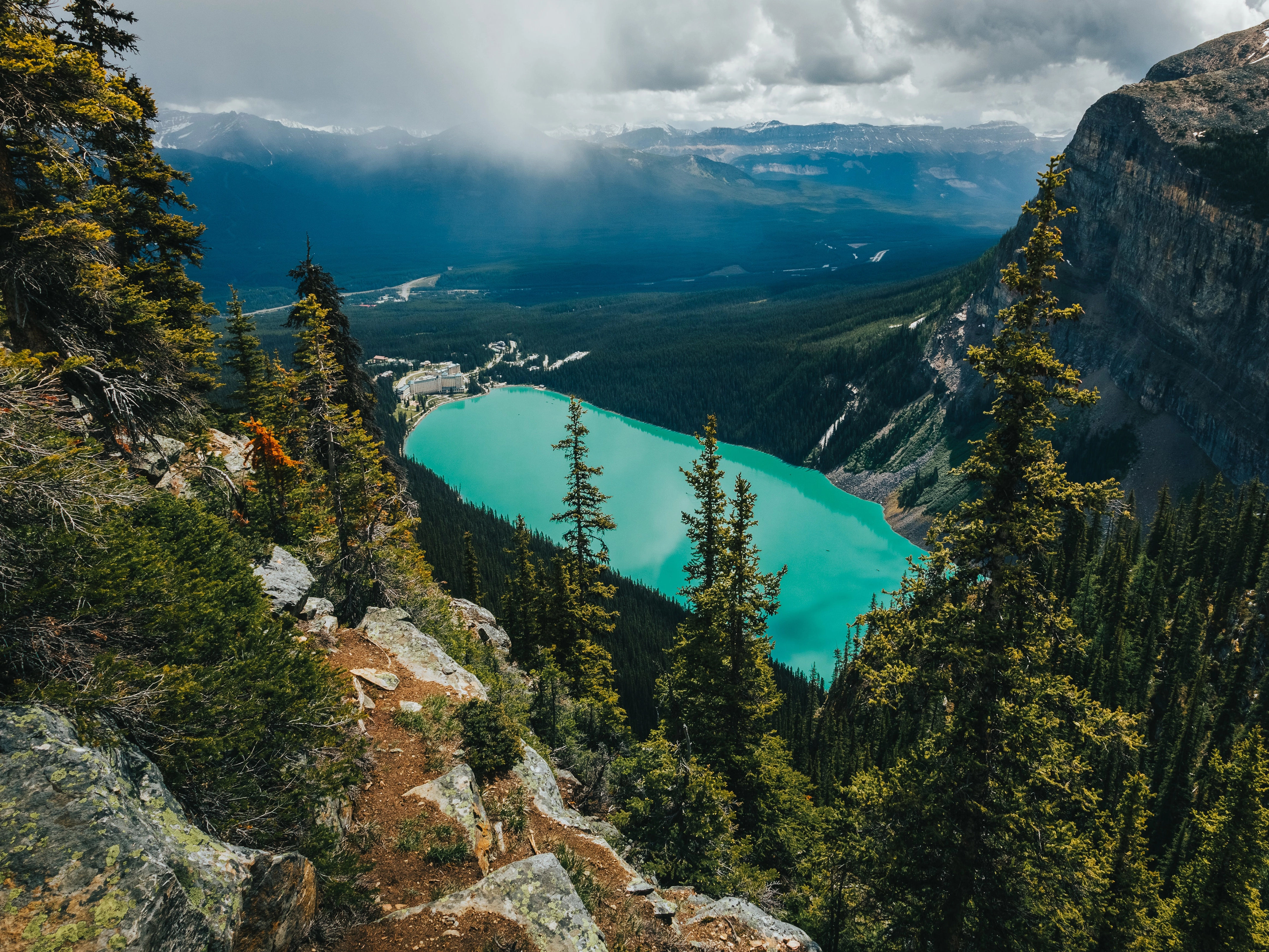 Canadian Rockies & Jasper featuring Rocky Mountaineer
