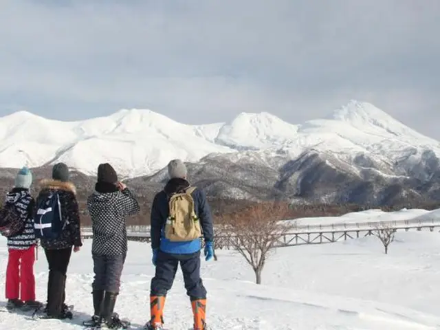 Active Japan: Hokkaido in Winter, Sea Ice to Onsens