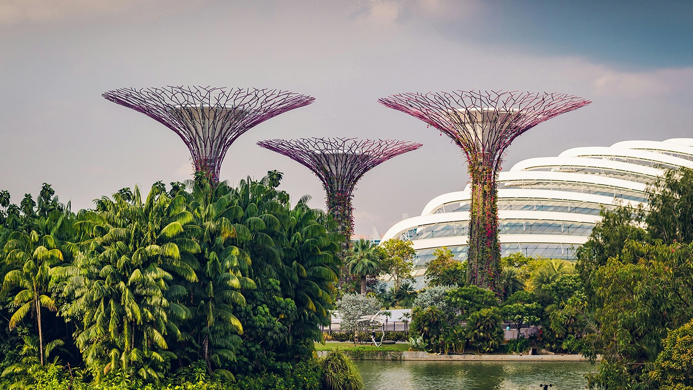 The Soul of Southeast Asia Singapore, Malaysia, and Thailand