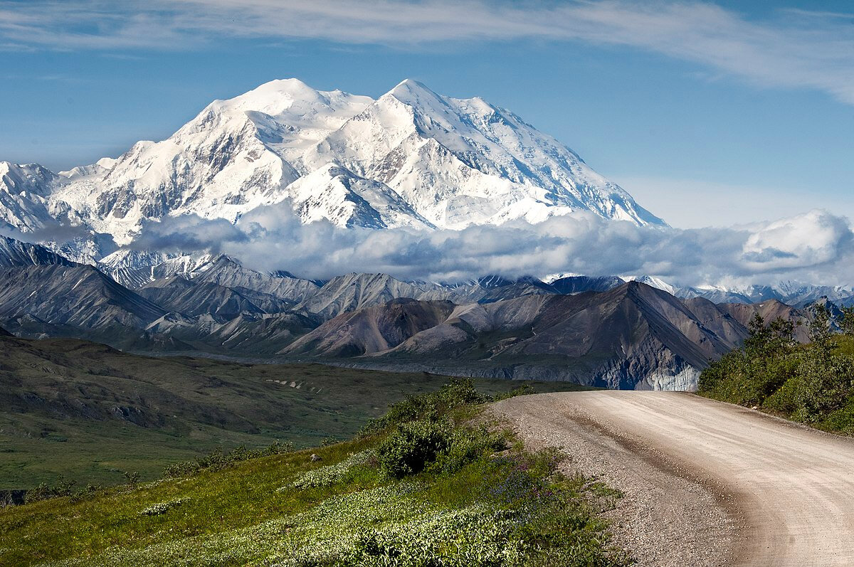 Explore the Wonders of Alaska: The Ultimate Destination for Adventurous Travellers