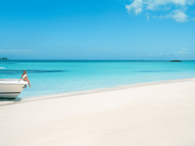 Nassau and Paradise Island: Sunlit Shores, Storied Streets and Endless Discovery