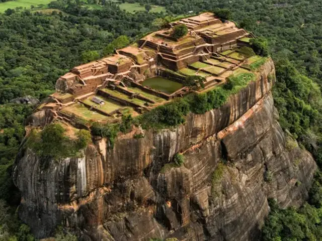 Signature: Sri Lanka’s Highlands, Yala & Galle