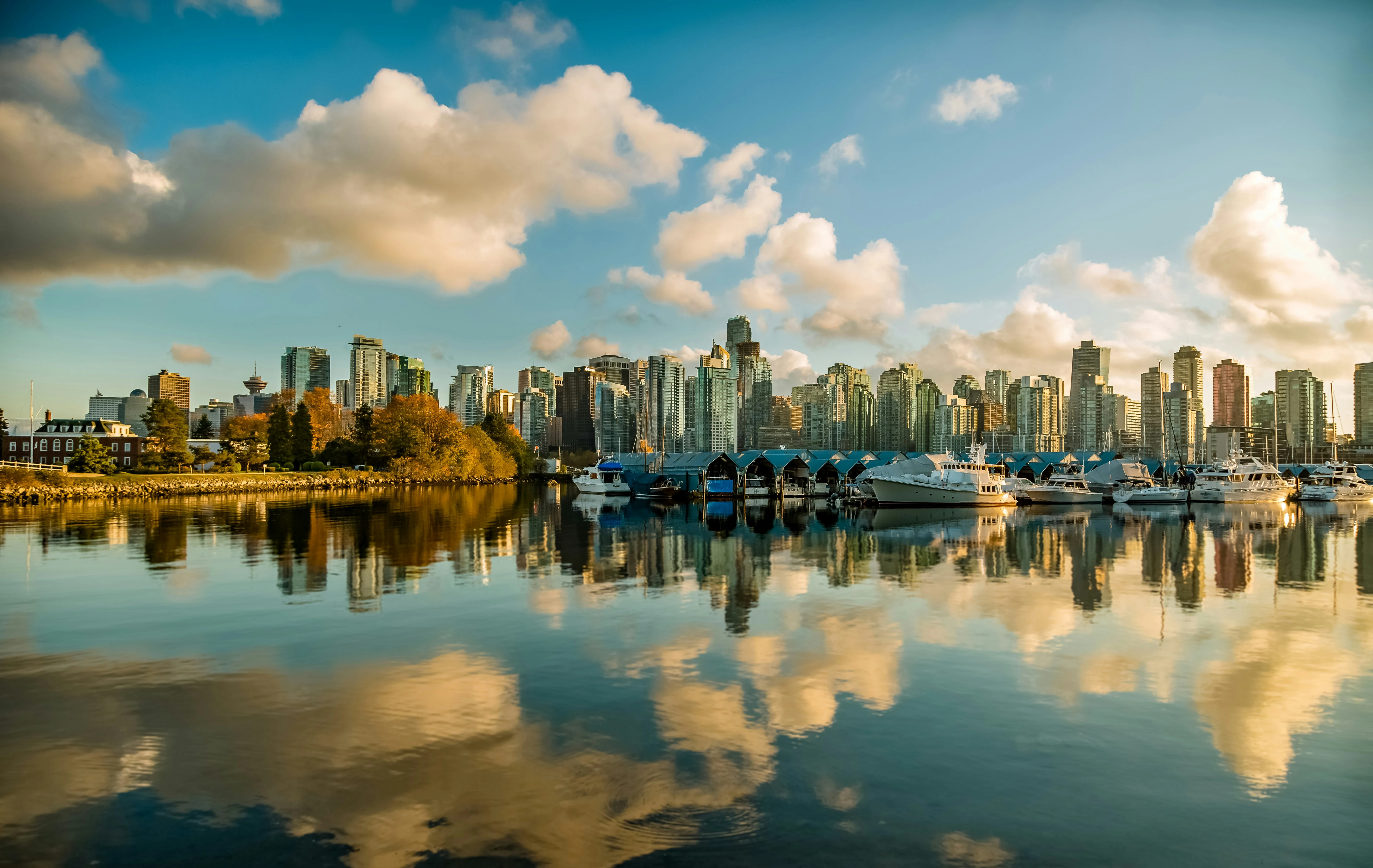 Canadian Rockies featuring Rocky Mountaineer Westbound
