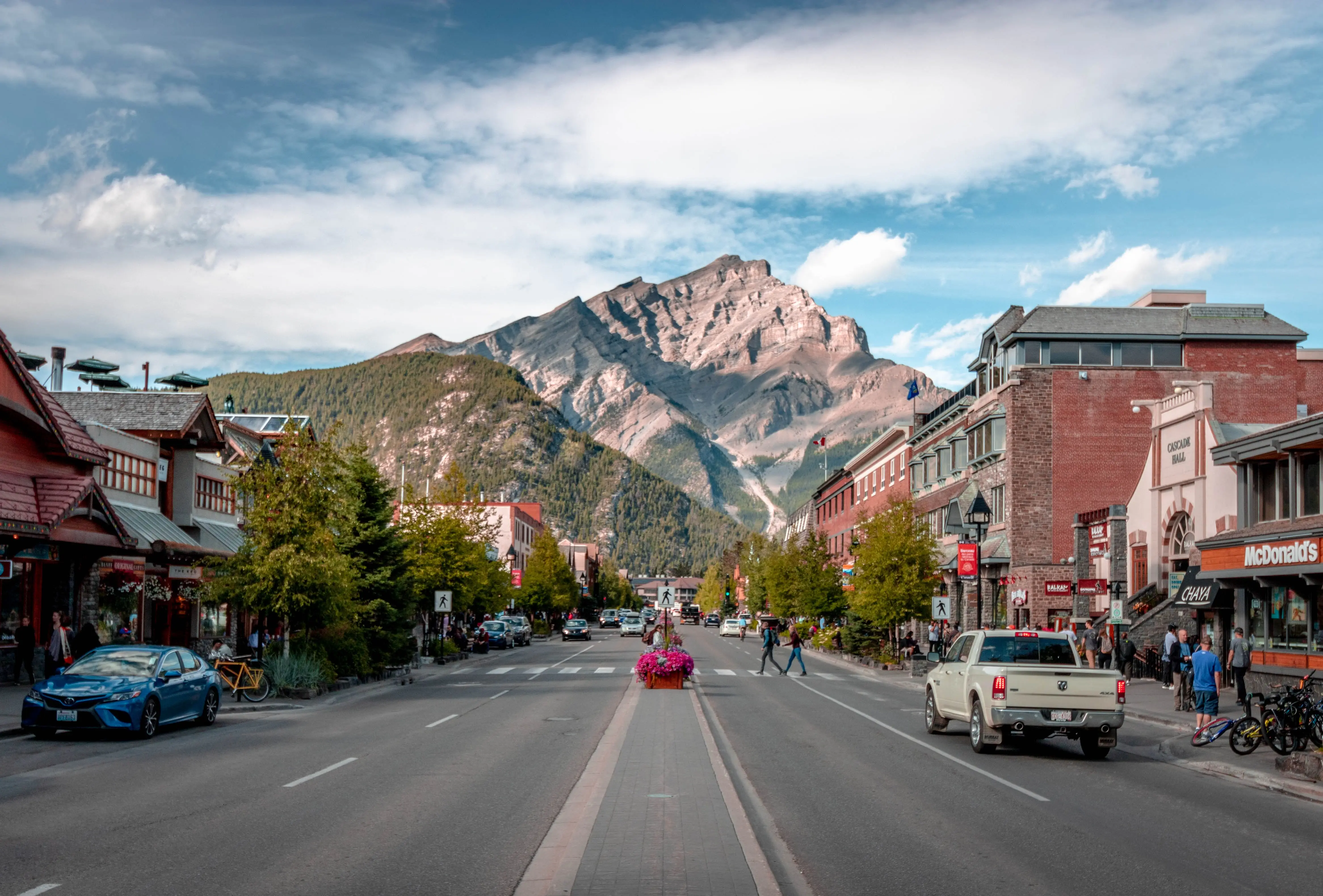 Canadian Rockies featuring Rocky Mountaineer Westbound