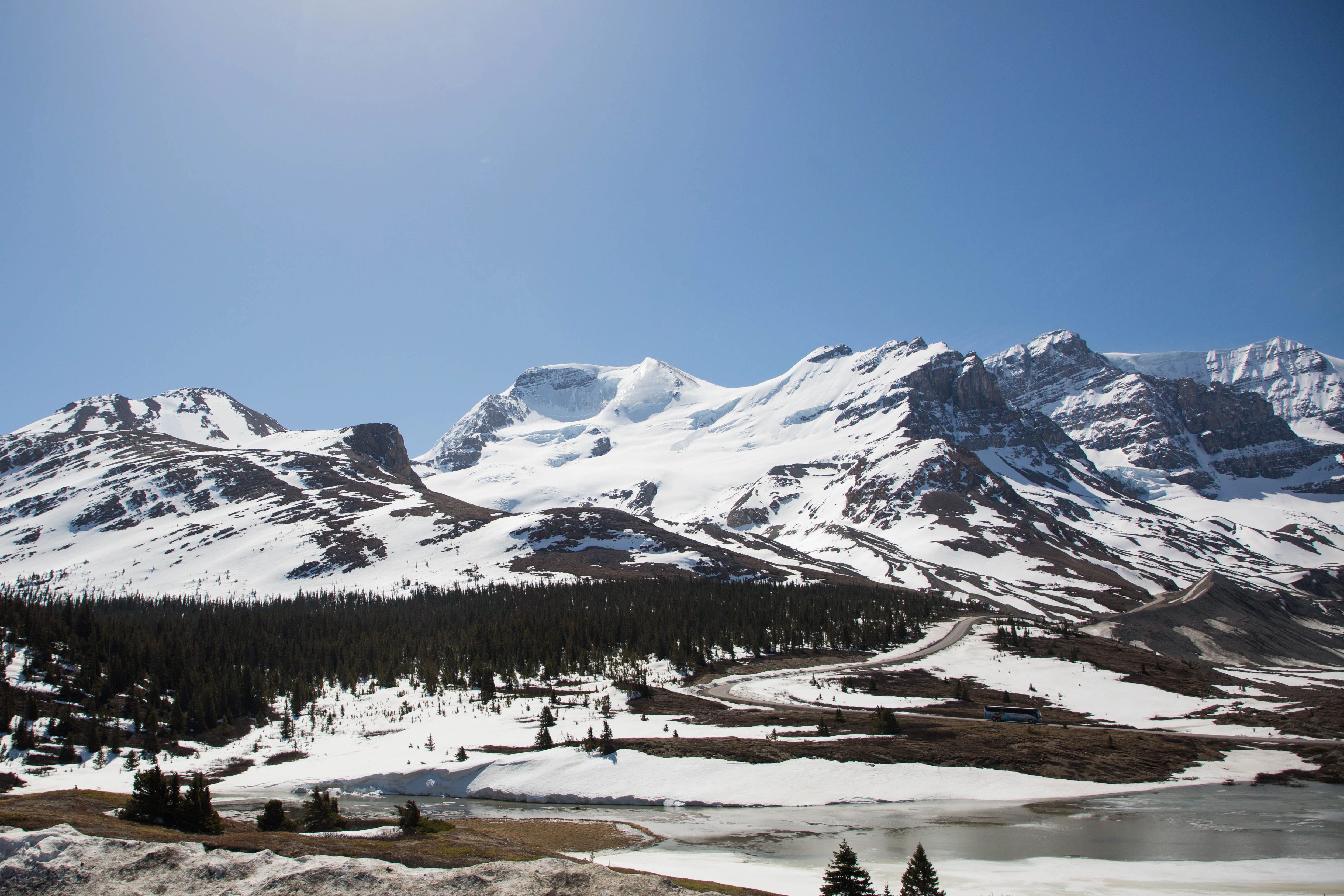 Canadian Rockies featuring Rocky Mountaineer Westbound