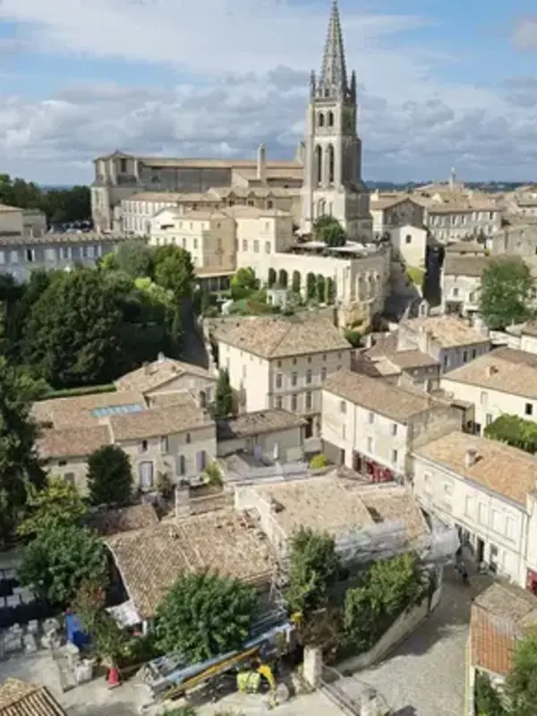 Journeys: Highlights of the Loire Valley & Bordeaux