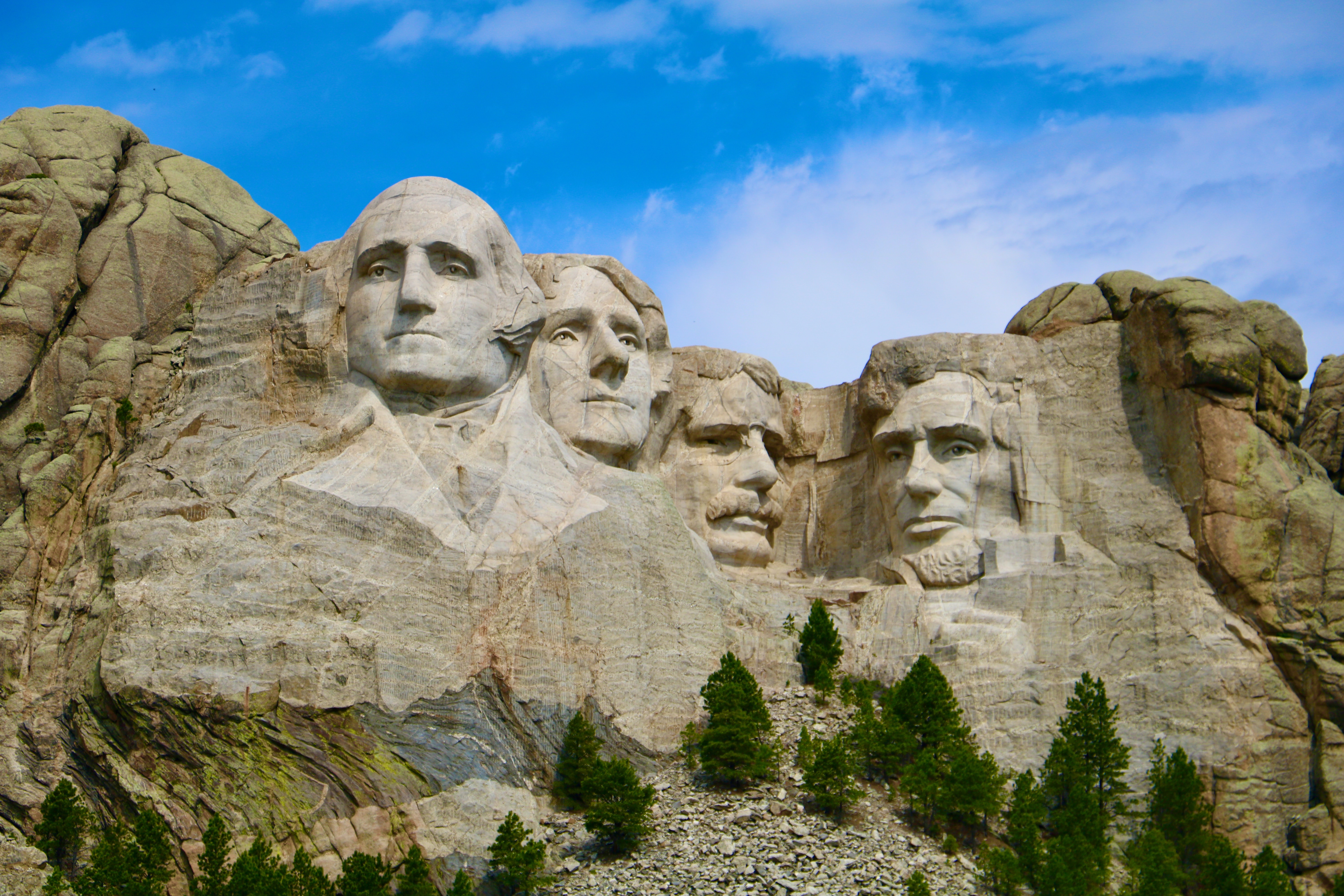 Spotlight on South Dakota featuring Mount Rushmore & The Badlands